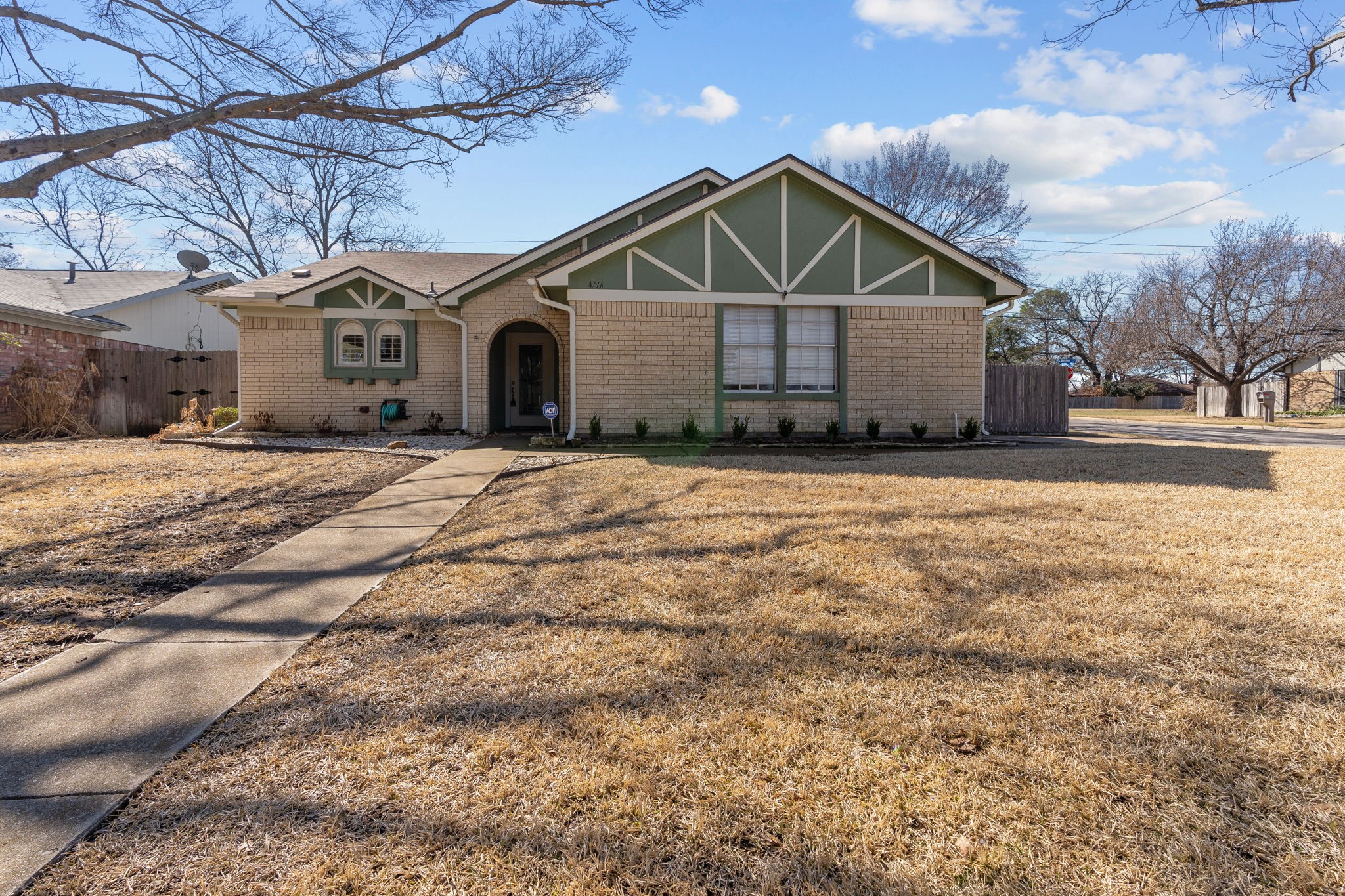 4716 Elkwood Lane Arlington TX 76016