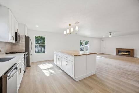 12226 Hoblitzelle Drive Dallas TX 75243
