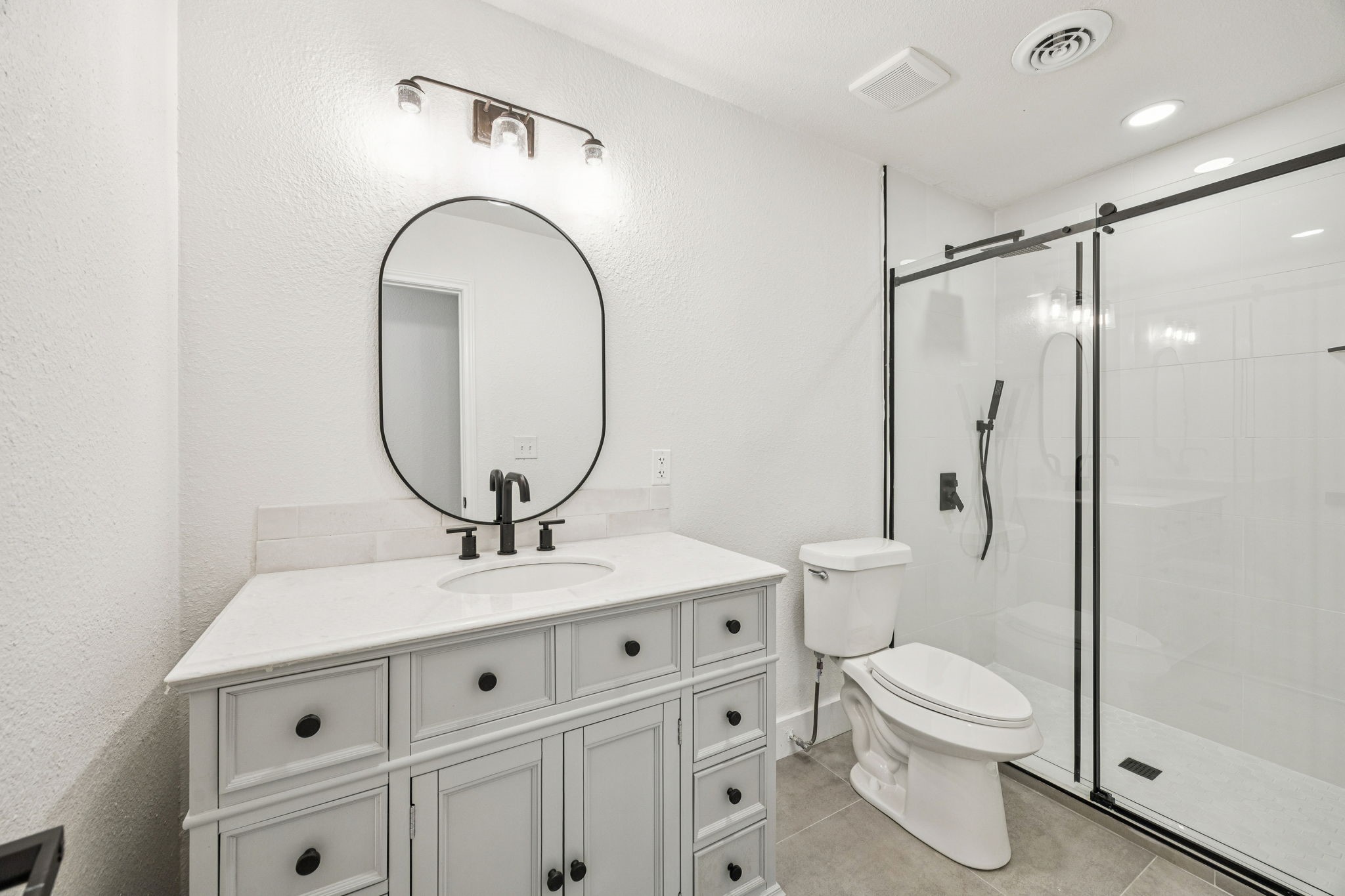 12226 Hoblitzelle Drive Dallas TX 75243
