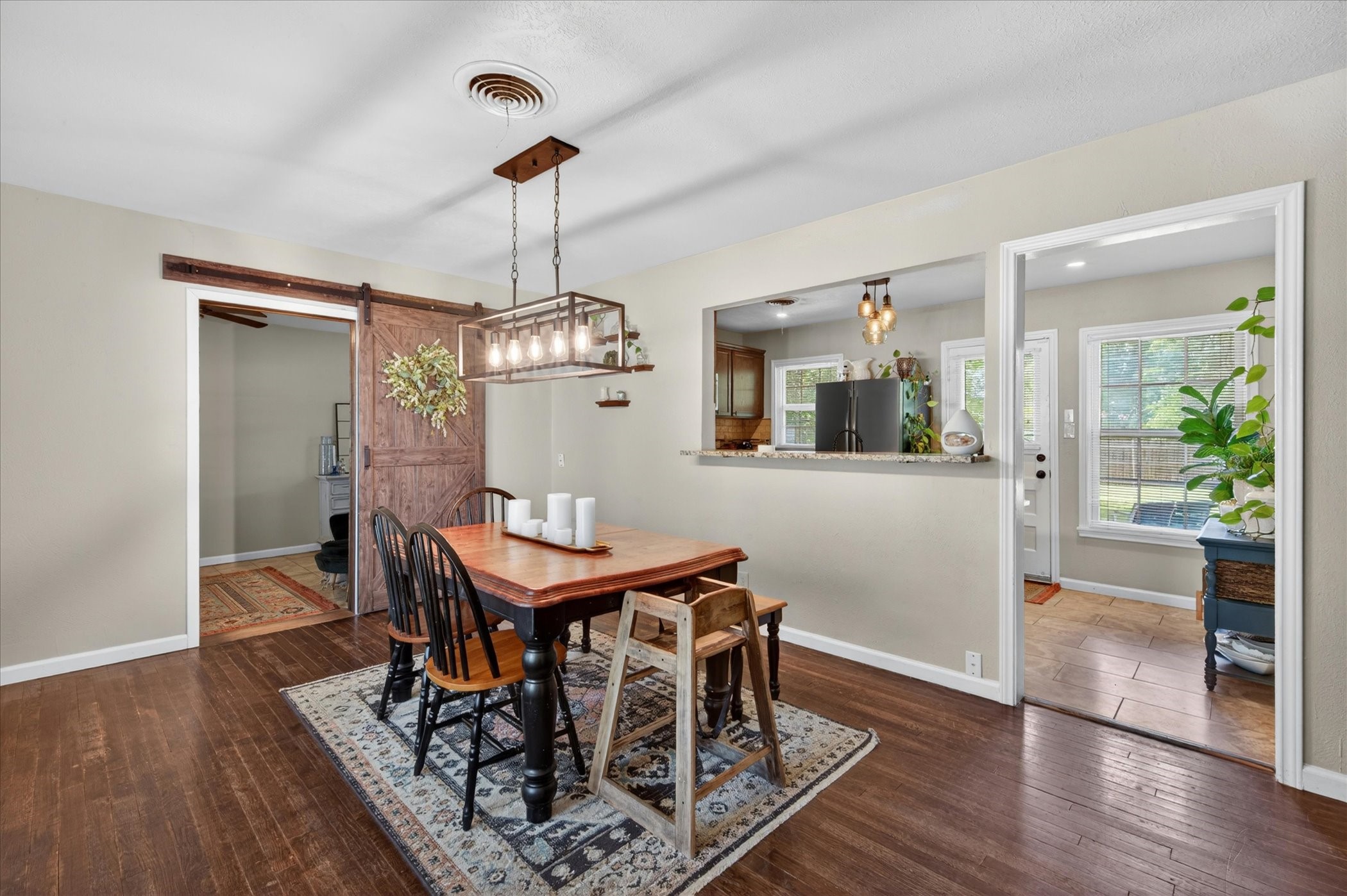 202 Taylor Street Burleson TX 76028