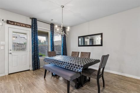 1813 Meadow Trail Lane Aubrey TX 76227