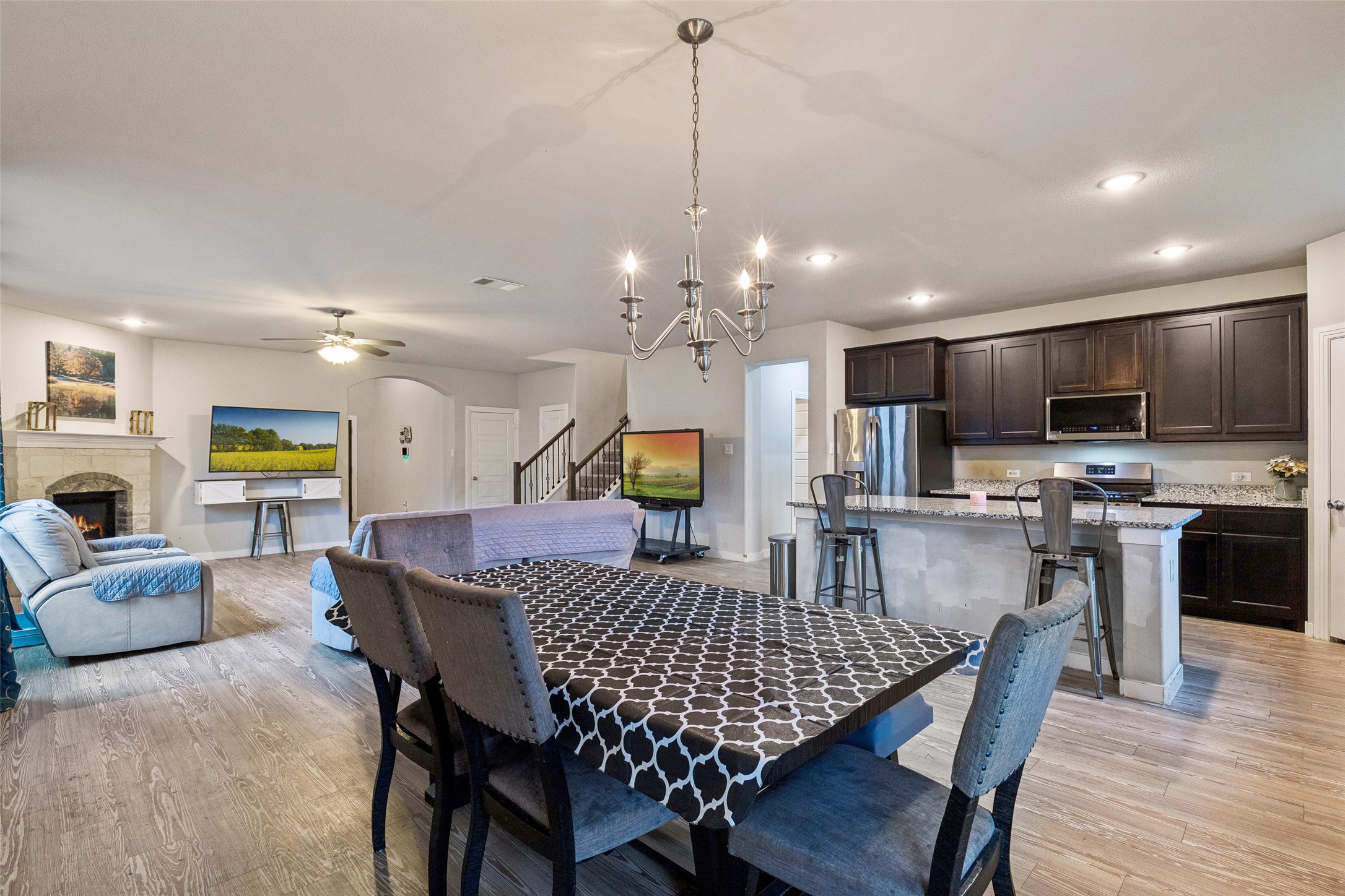 1813 Meadow Trail Lane Aubrey TX 76227