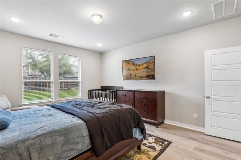 1813 Meadow Trail Lane Aubrey TX 76227