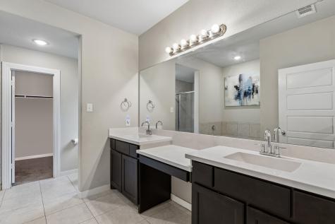 1813 Meadow Trail Lane Aubrey TX 76227
