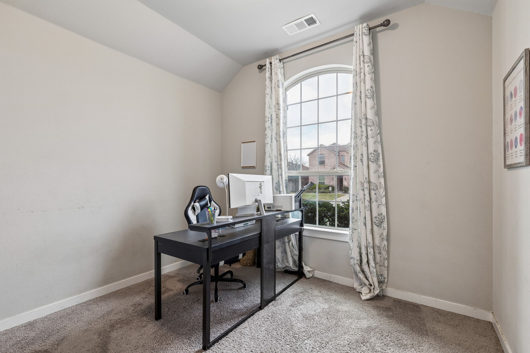 1813 Meadow Trail Lane Aubrey TX 76227