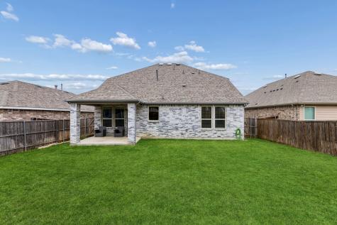1813 Meadow Trail Lane Aubrey TX 76227