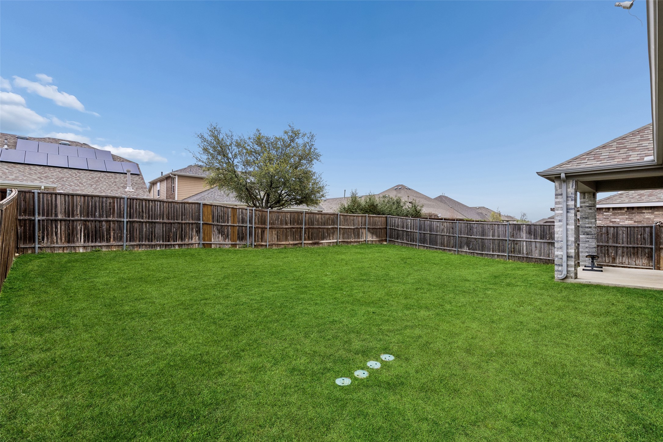 1813 Meadow Trail Lane Aubrey TX 76227