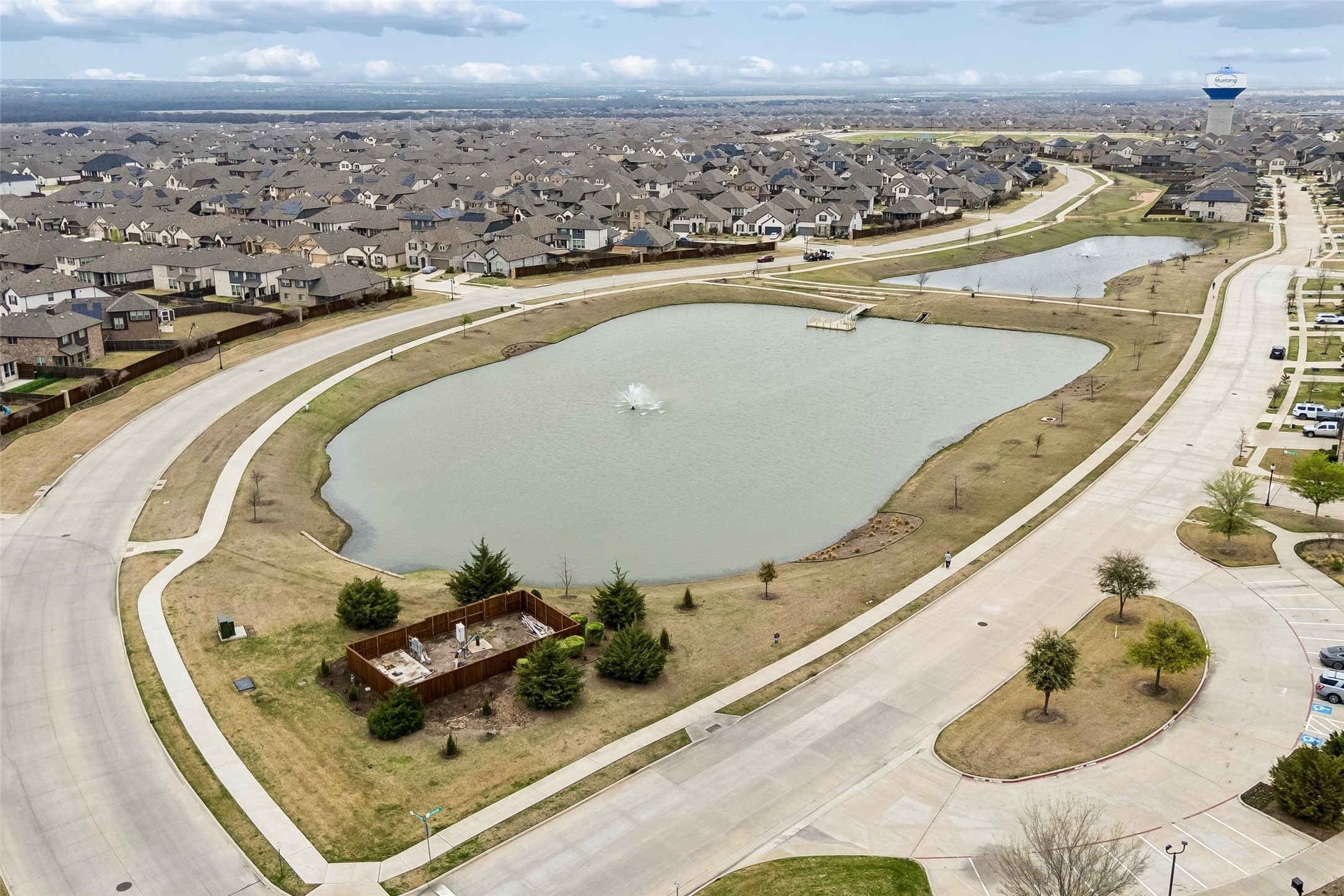 1813 Meadow Trail Lane Aubrey TX 76227