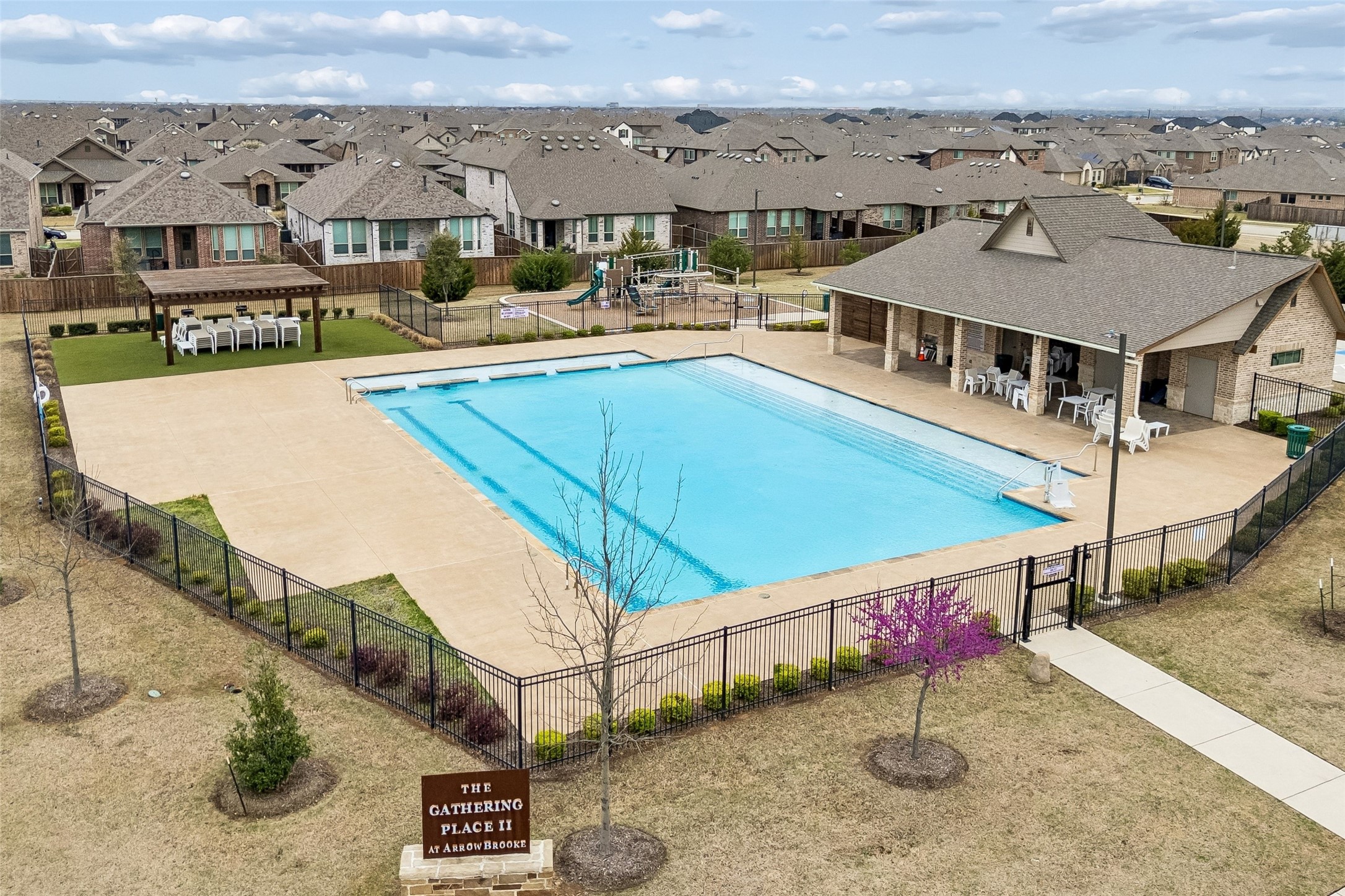 1813 Meadow Trail Lane Aubrey TX 76227