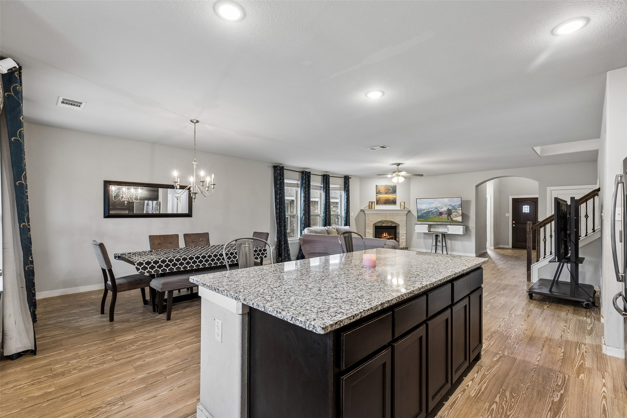 1813 Meadow Trail Lane Aubrey TX 76227