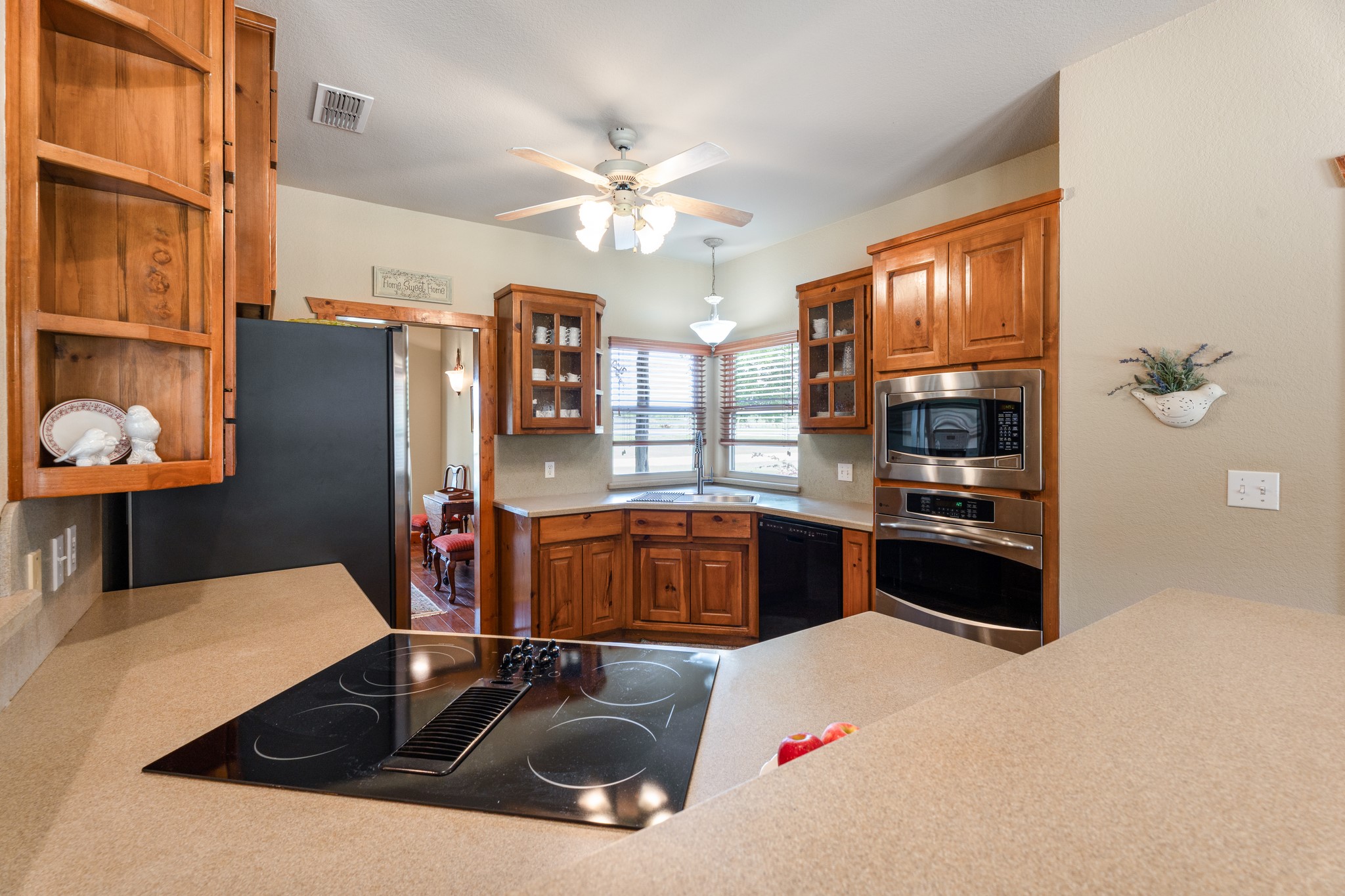 3401 Old Barn Court Granbury TX 76048
