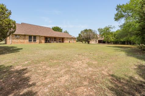 3401 Old Barn Court Granbury TX 76048