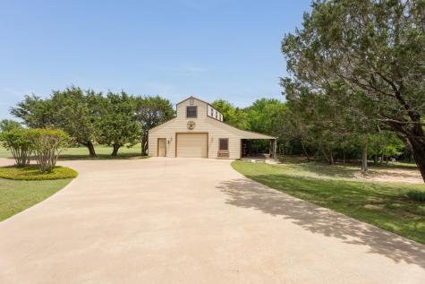 3401 Old Barn Court Granbury TX 76048
