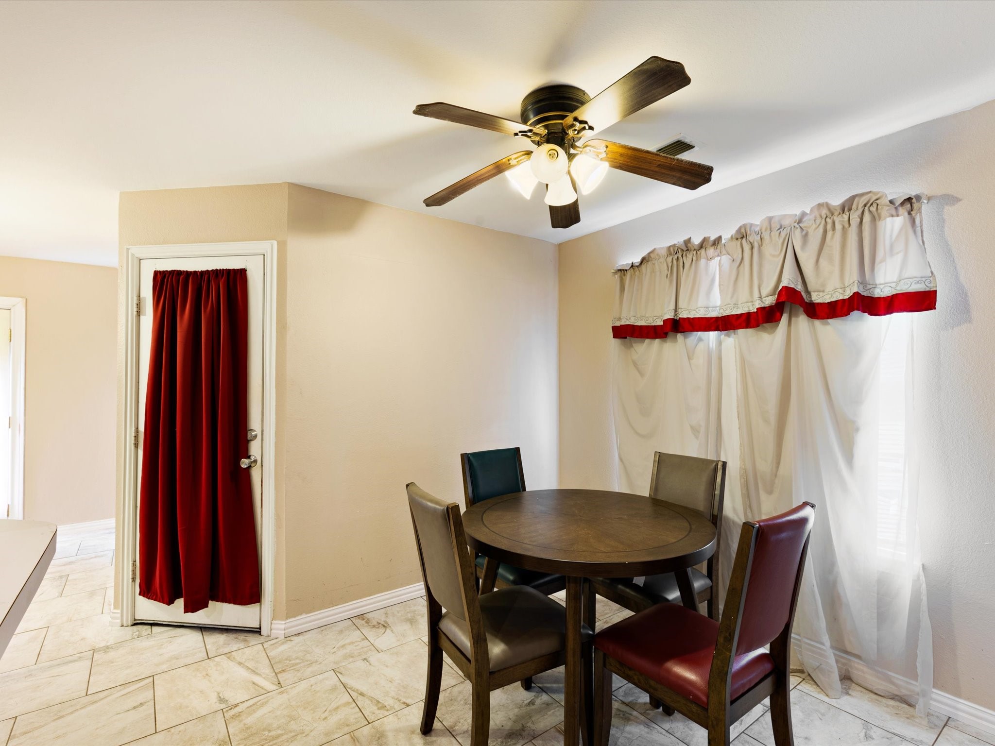207 Quail Run Aubrey TX 76227