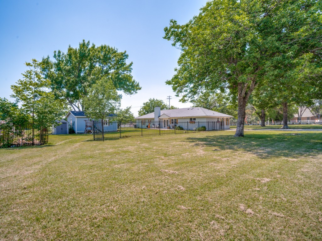 20 Lee Drive Heath TX 75032