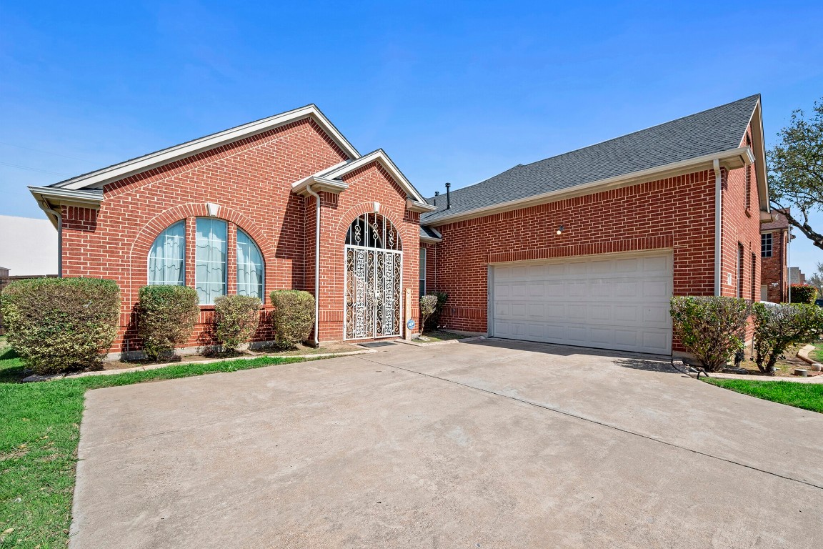 1105 Bordeaux Avenue Desoto TX 75115