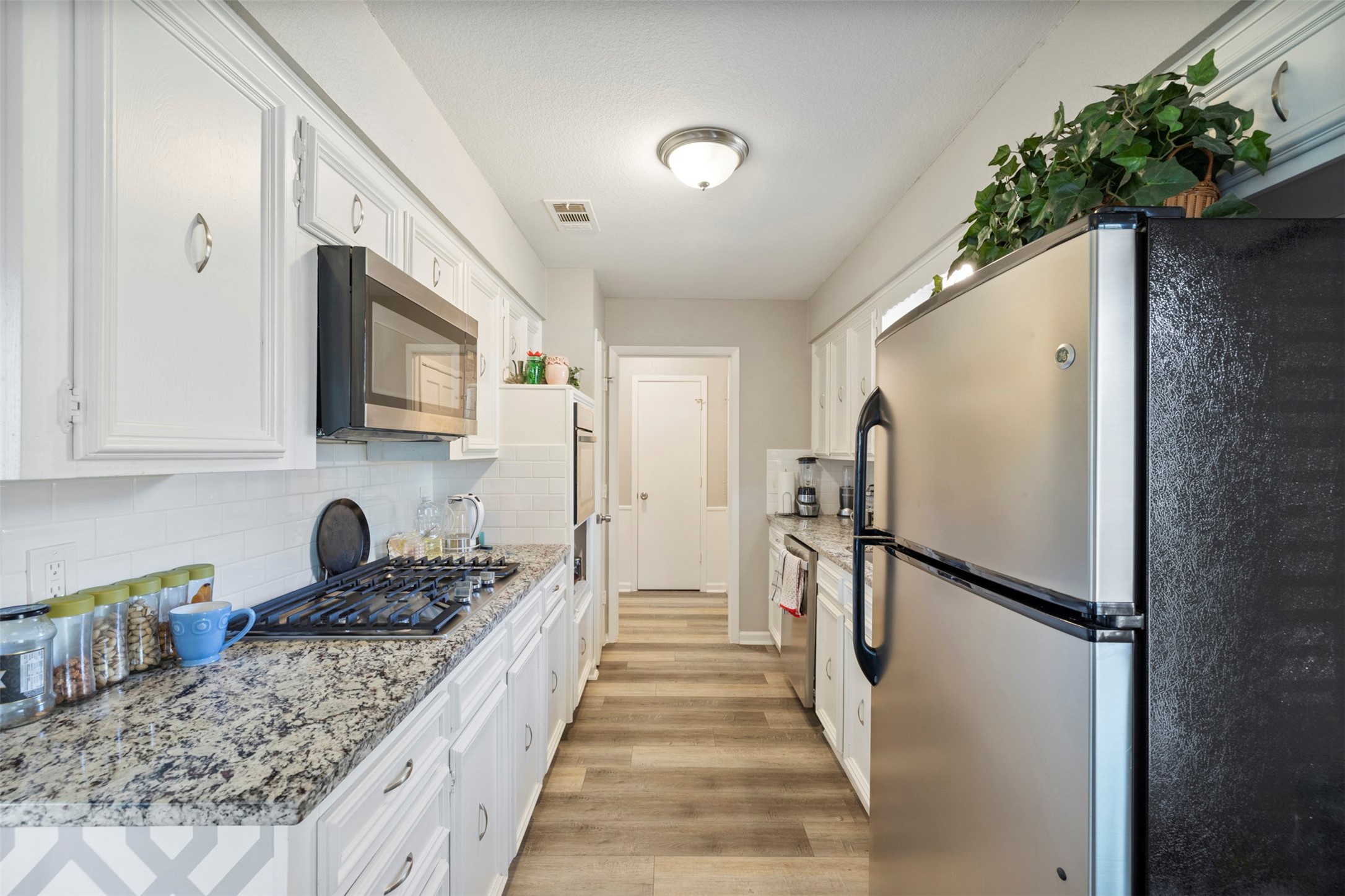 710 Waynelee Drive Lancaster TX 75146