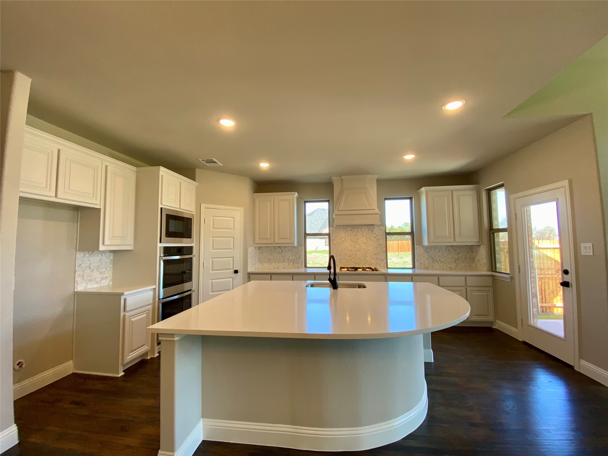 140 Kenilworth Lane Greenville TX 75401