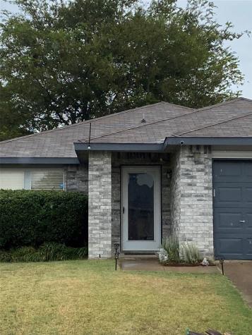 4312 Meadowknoll Drive Fort Worth TX 76123