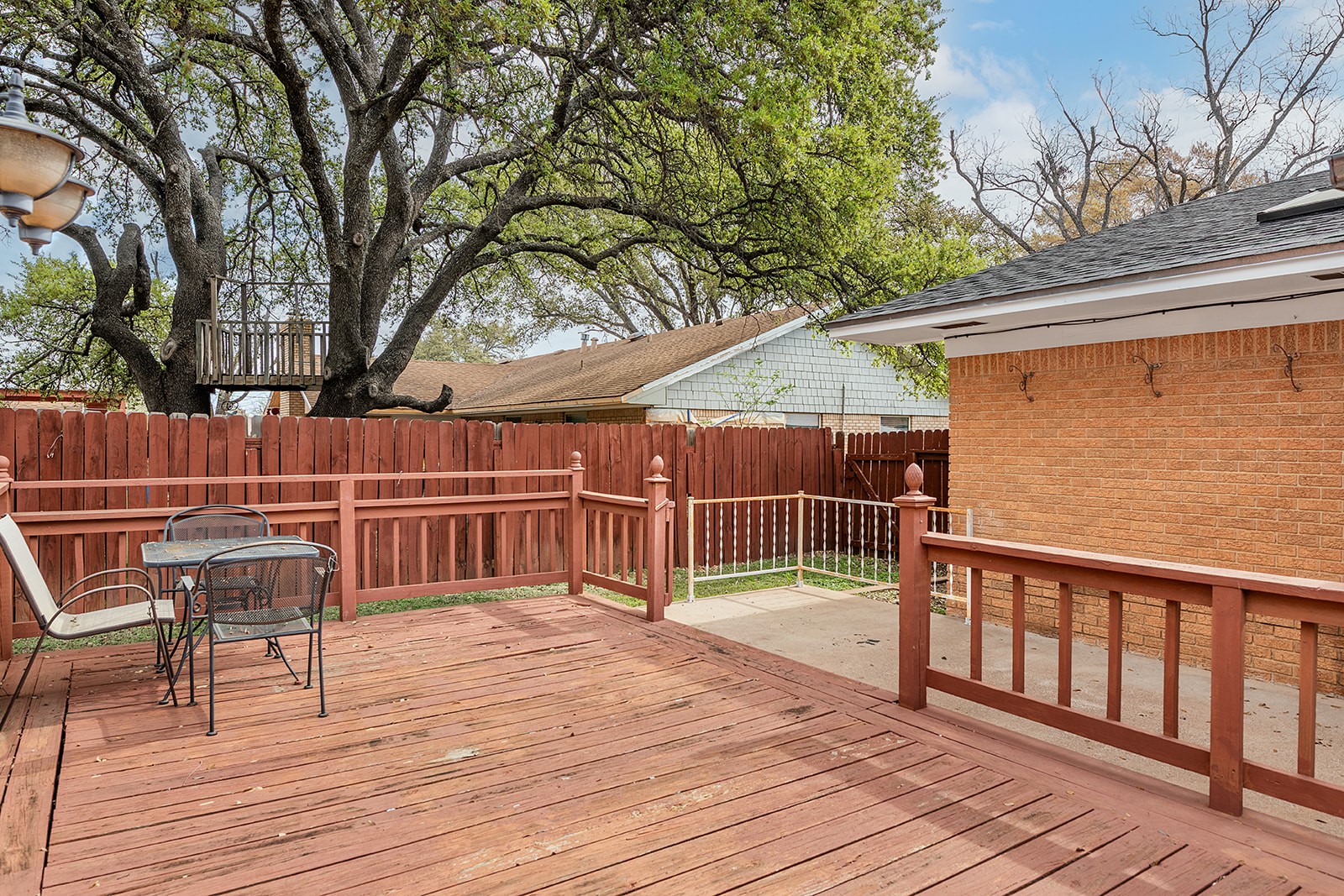 2102 S High Street Brady TX 76825