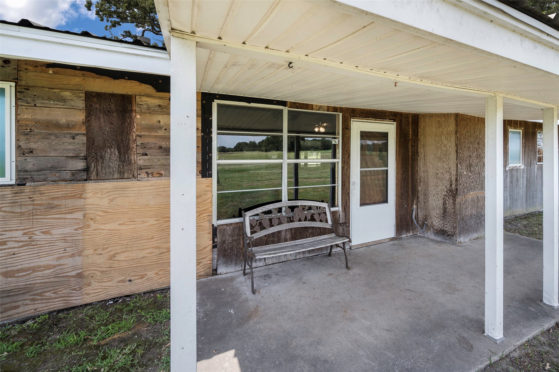 9830 County Road 4028 Kemp TX 75143