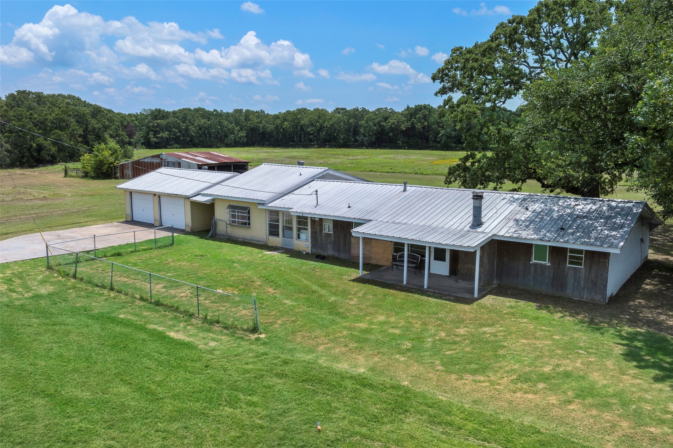 9830 County Road 4028 Kemp TX 75143