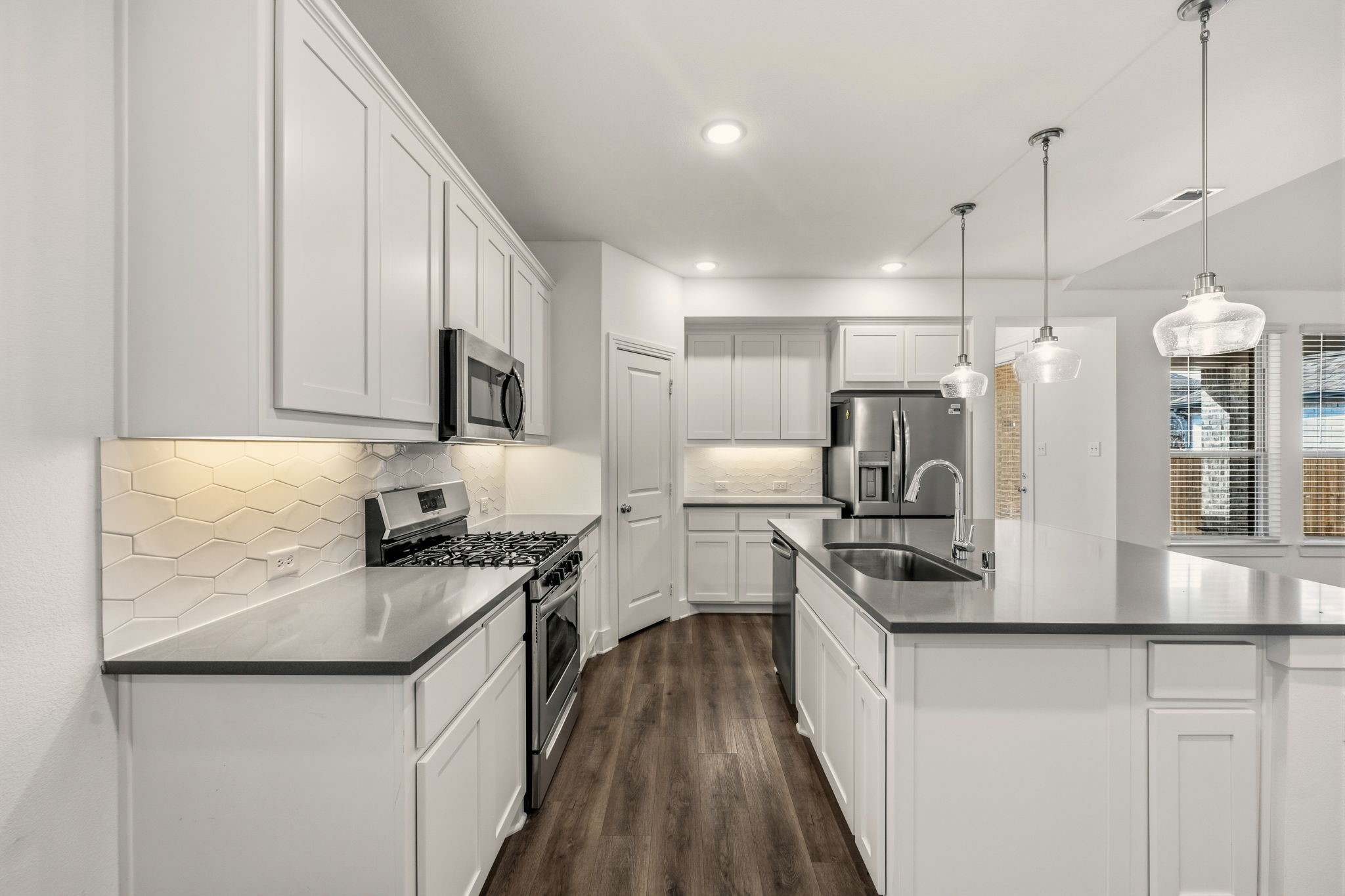 1801 Eagle Landing Van Alstyne TX 75495