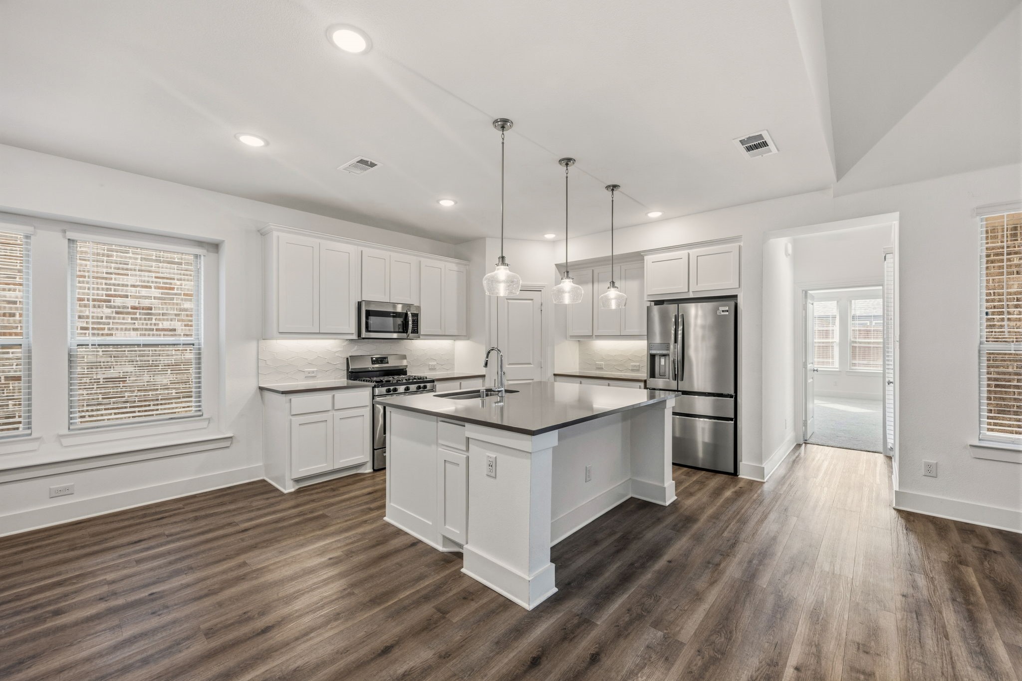 1801 Eagle Landing Van Alstyne TX 75495