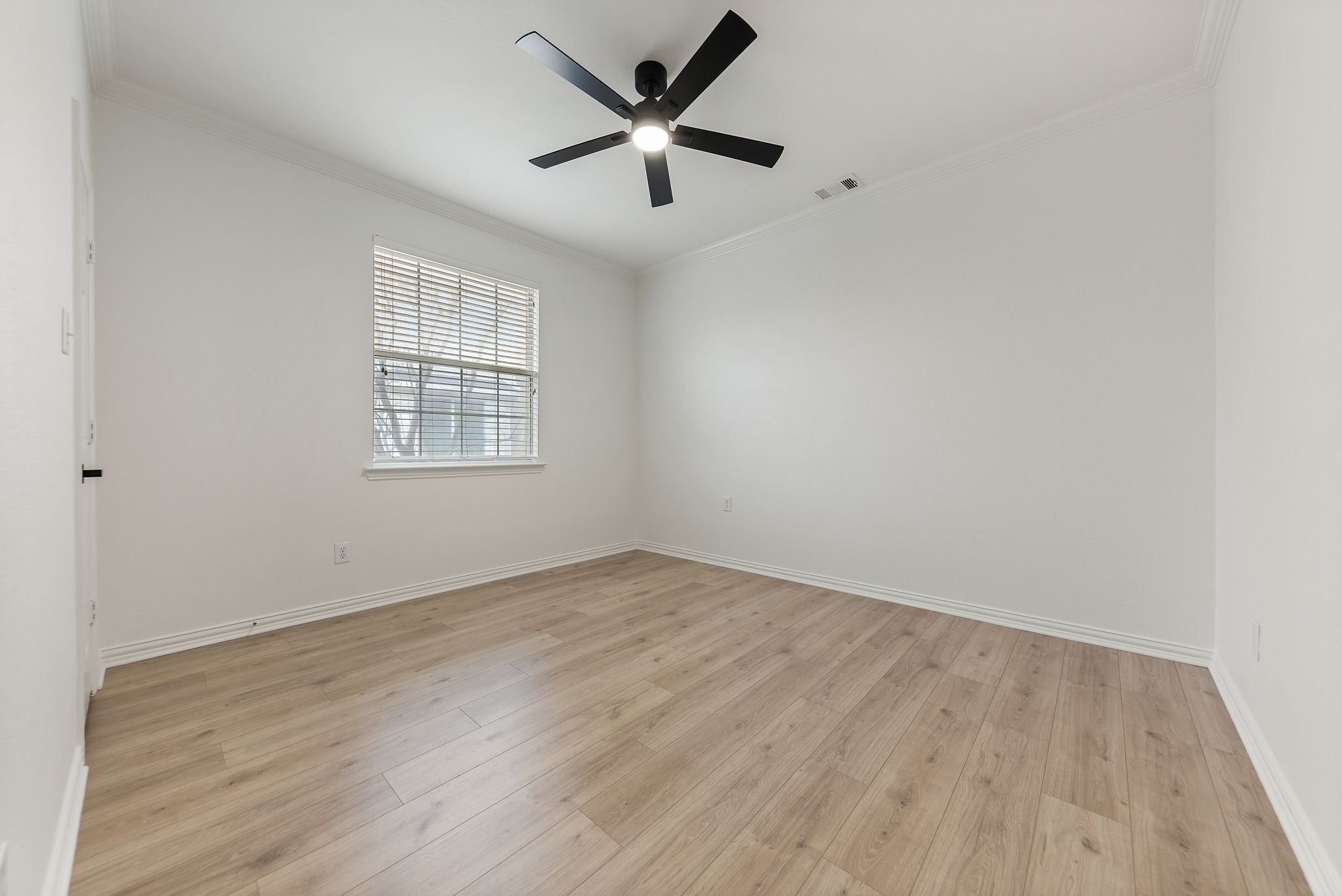 1212 Drexel Drive Desoto TX 75115