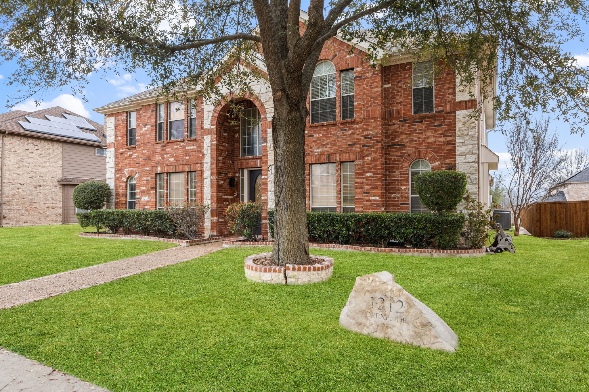 1212 Drexel Drive Desoto TX 75115