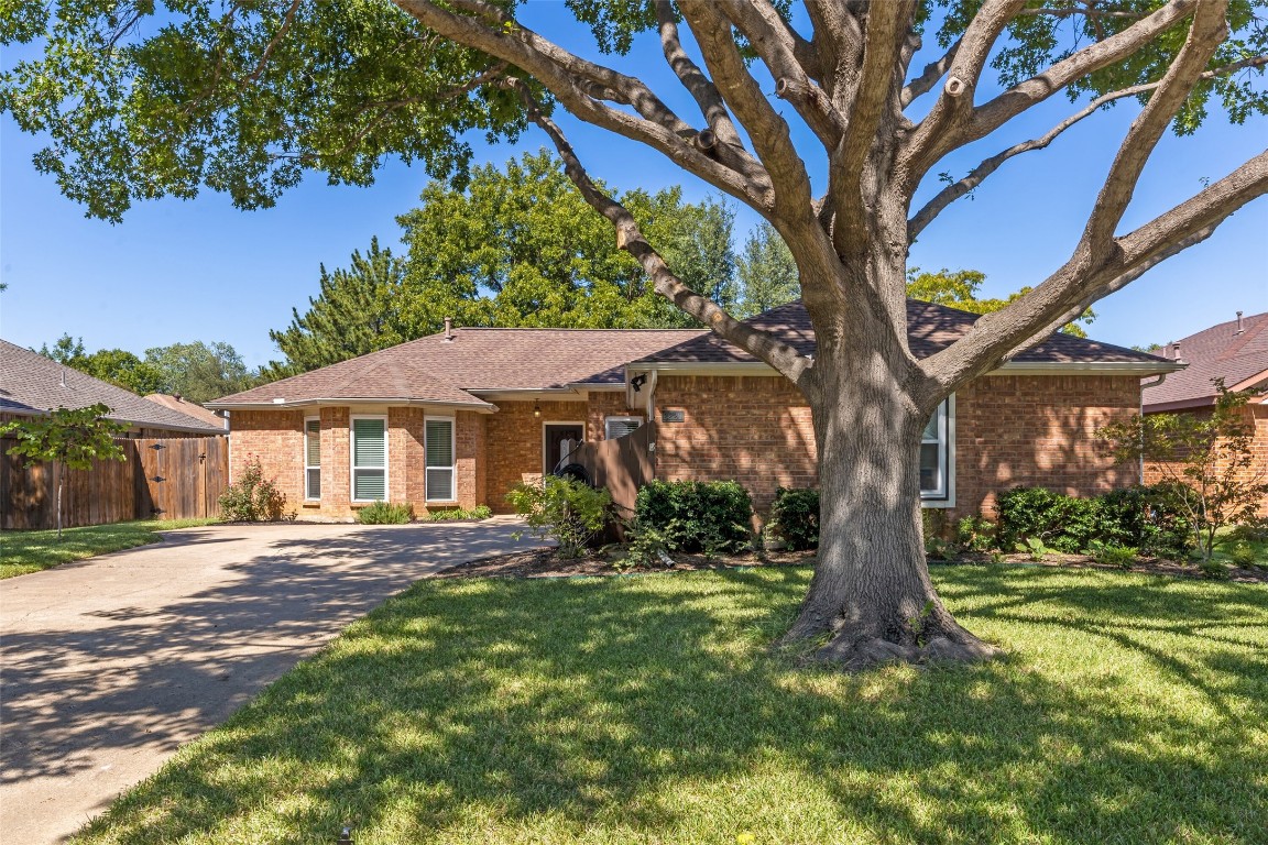 2220 Woodview Drive Flower Mound TX 75028