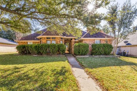 214 Pueblo Drive Waxahachie TX 75165