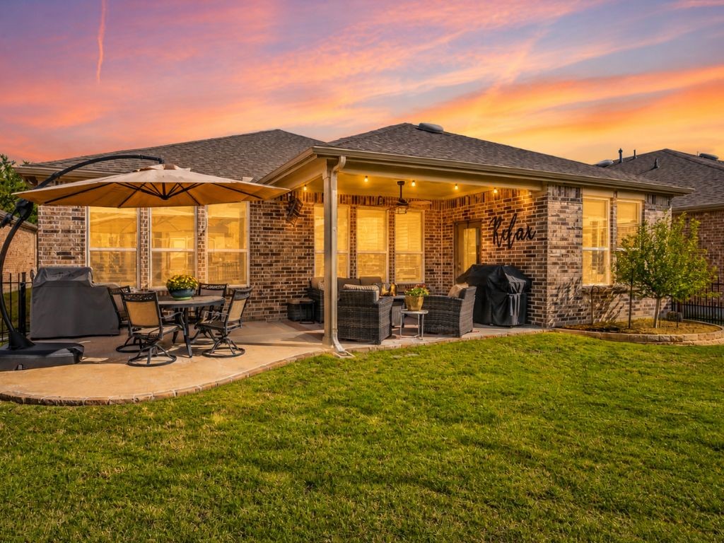 900 Forgotten Forest Way Mckinney TX 75071