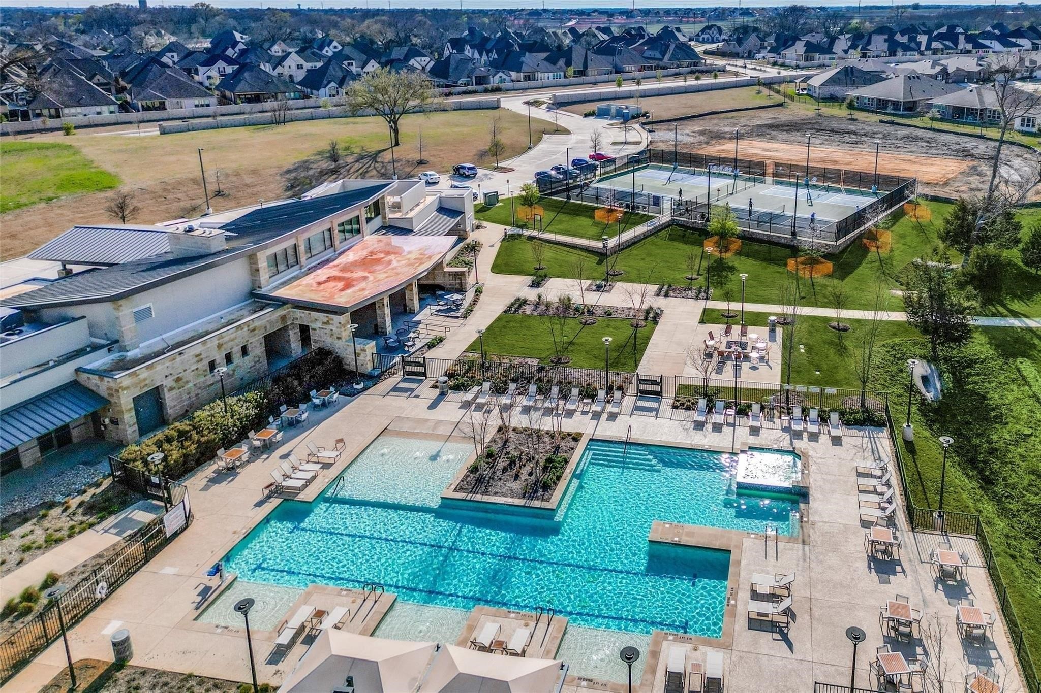 900 Forgotten Forest Way Mckinney TX 75071