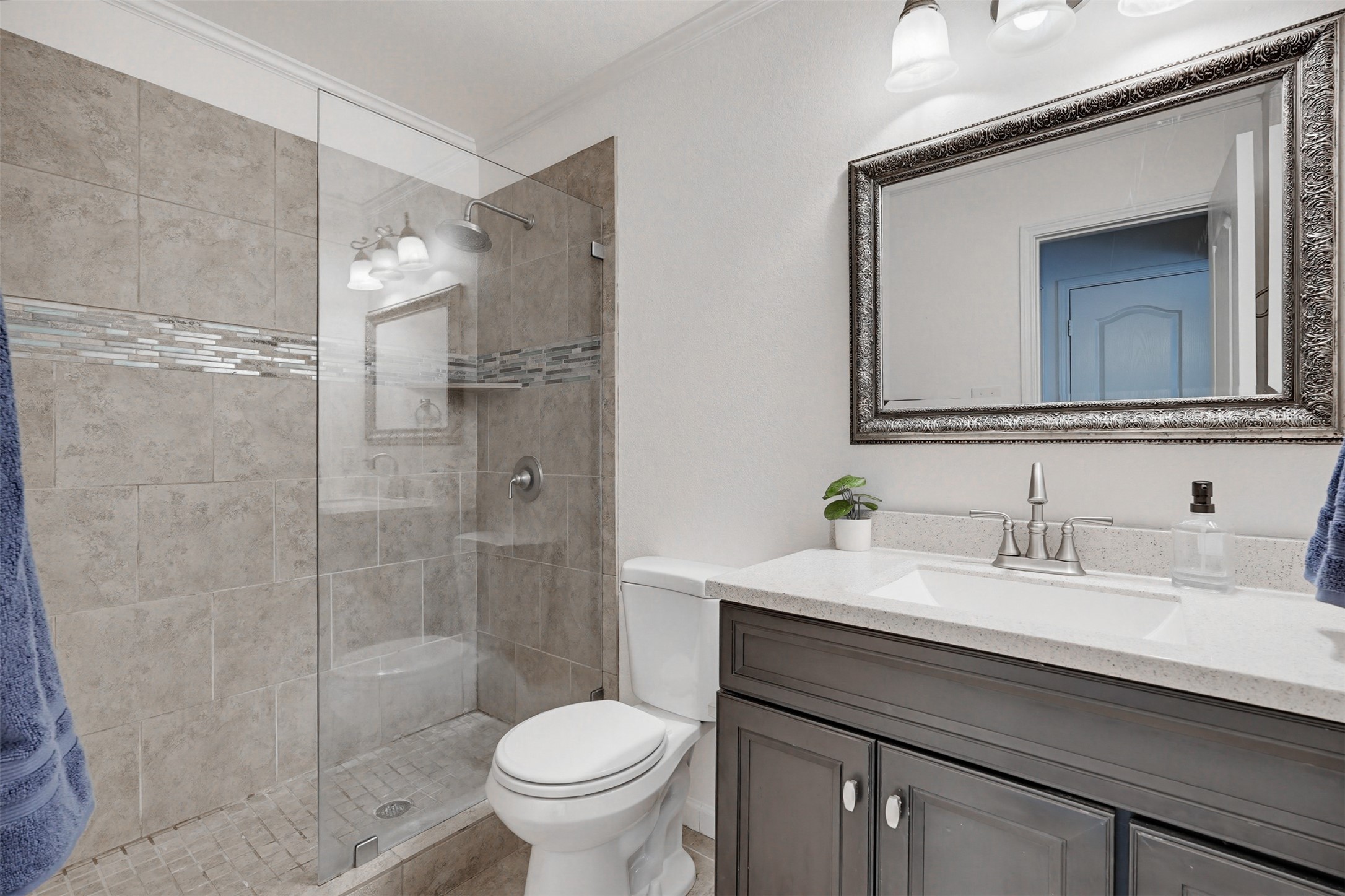 703 Waters Edge Keller TX 76248