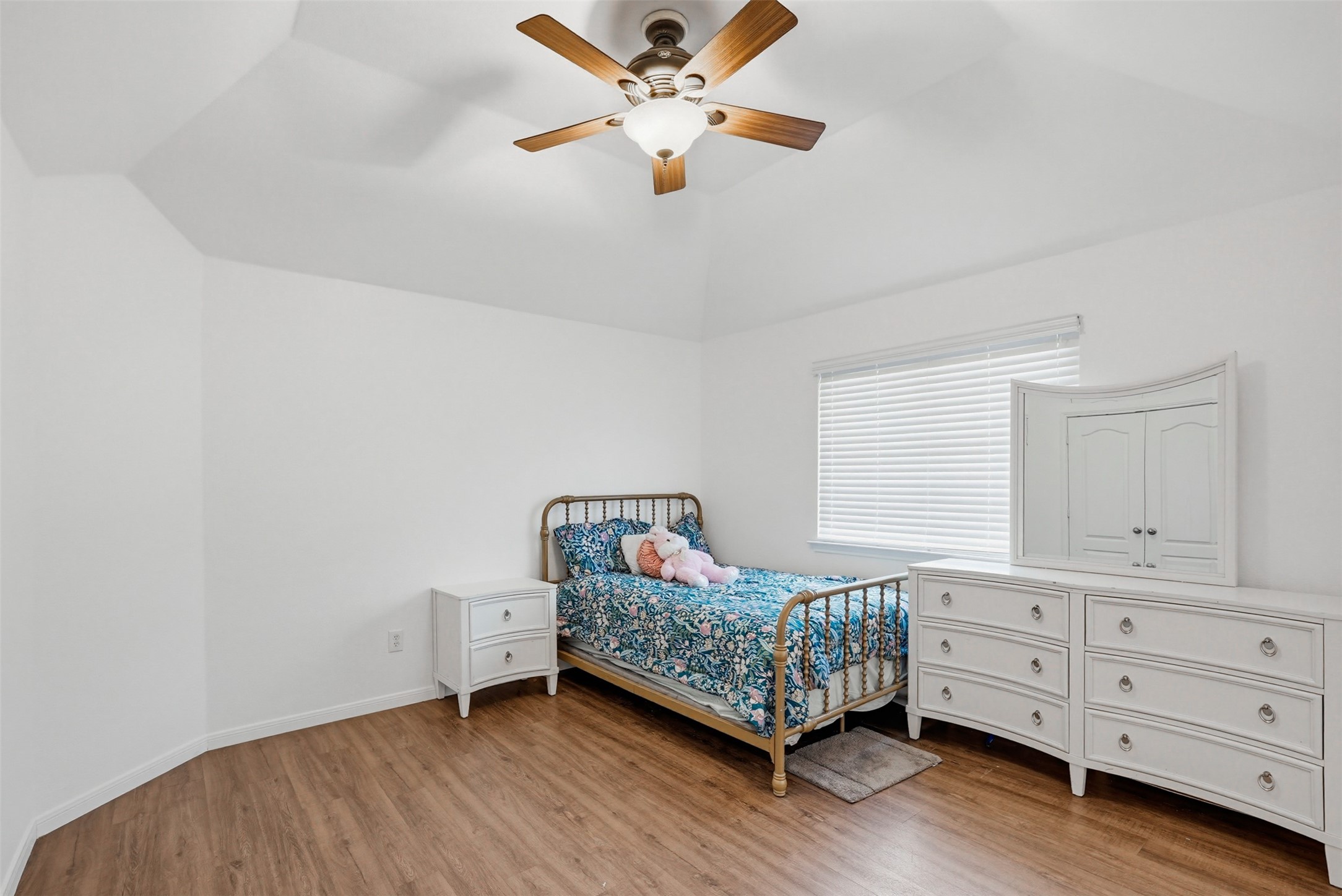 703 Waters Edge Keller TX 76248