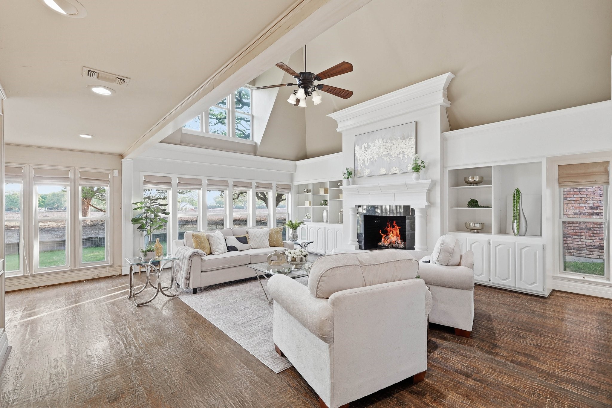 16815 Village Lane Dallas TX 75248
