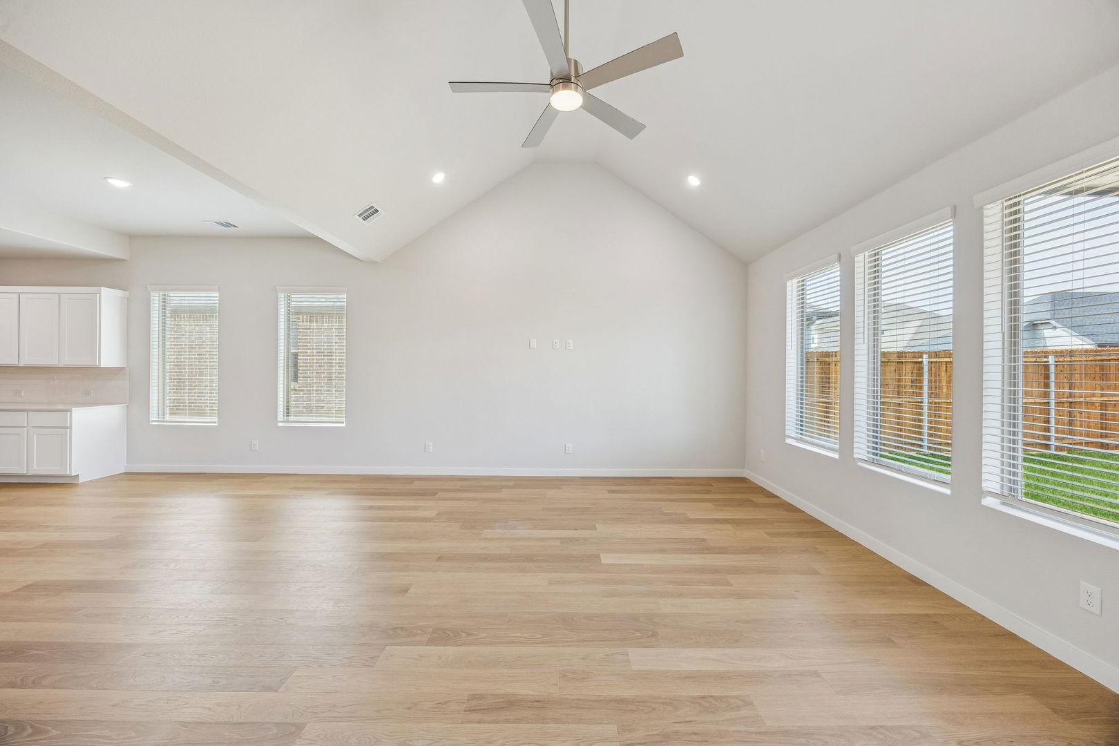 472 Hundred Acre Drive Waxahachie TX 75165