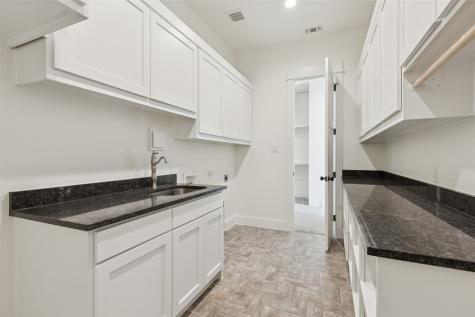 4594 Lake Breeze Drive Mckinney TX 75071