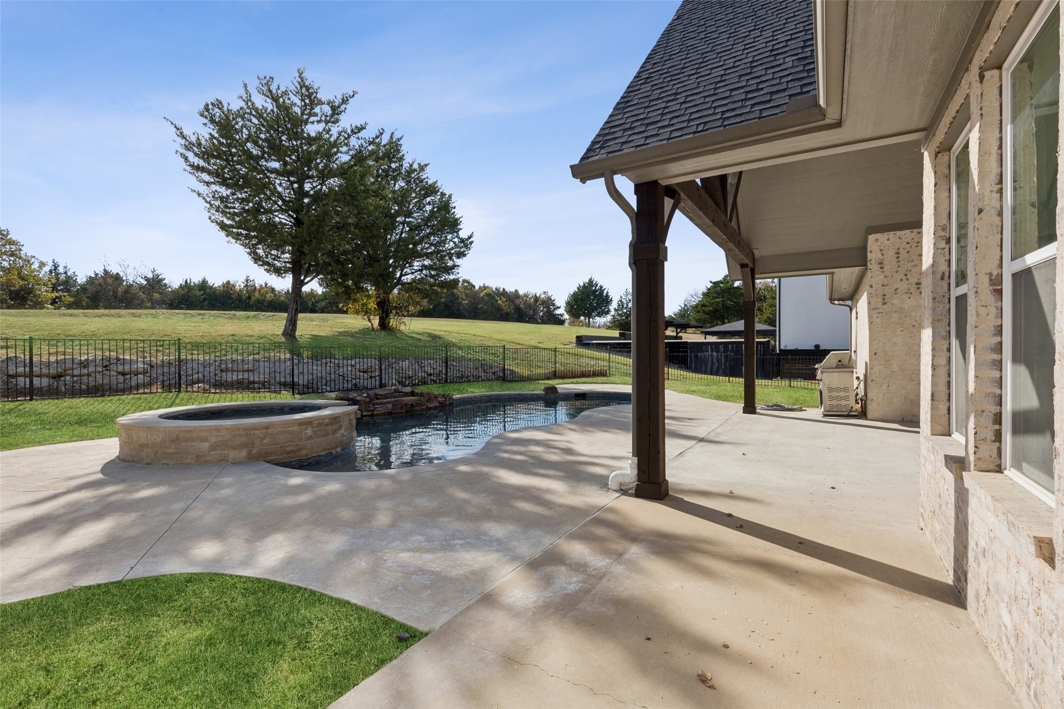 4594 Lake Breeze Drive Mckinney TX 75071