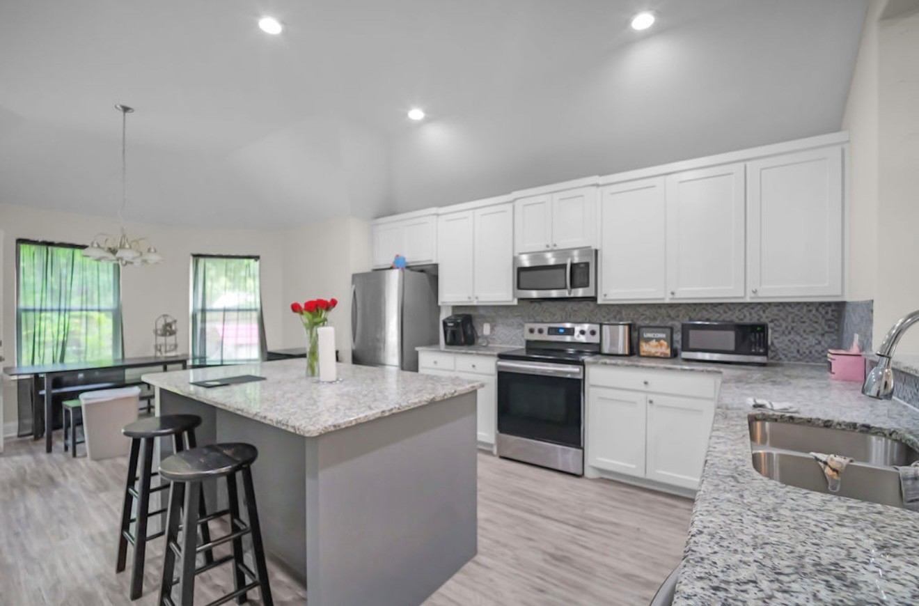2114 Volga Avenue Dallas TX 75216