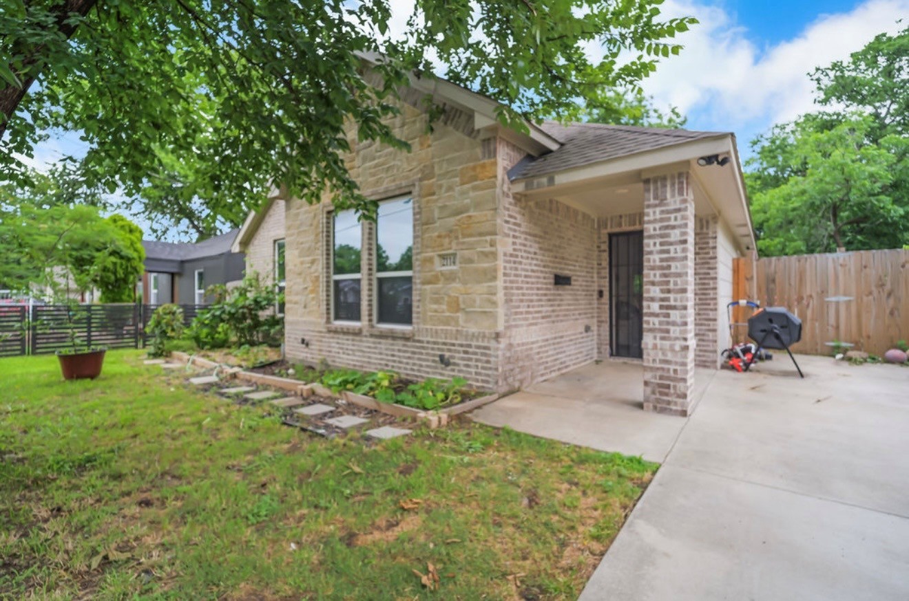 2114 Volga Avenue Dallas TX 75216