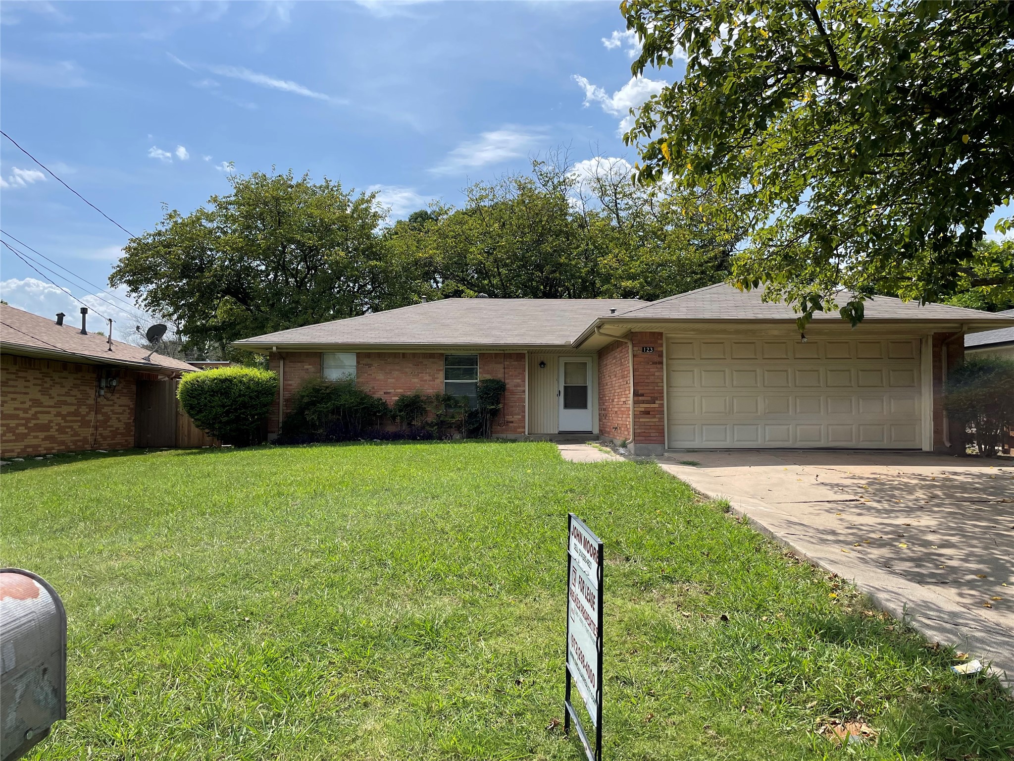 123 Evelyn Street Desoto TX 75115