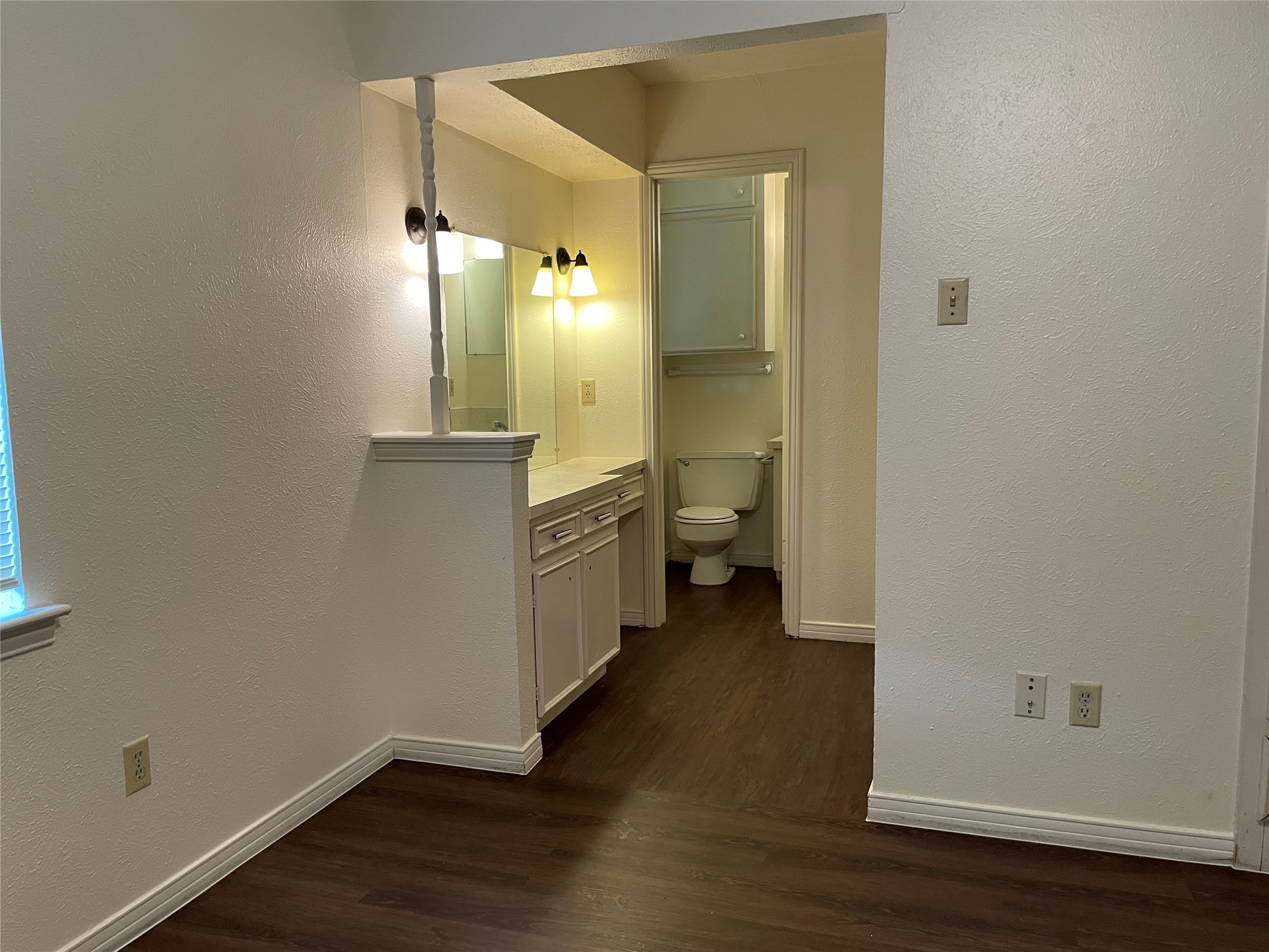 123 Evelyn Street Desoto TX 75115