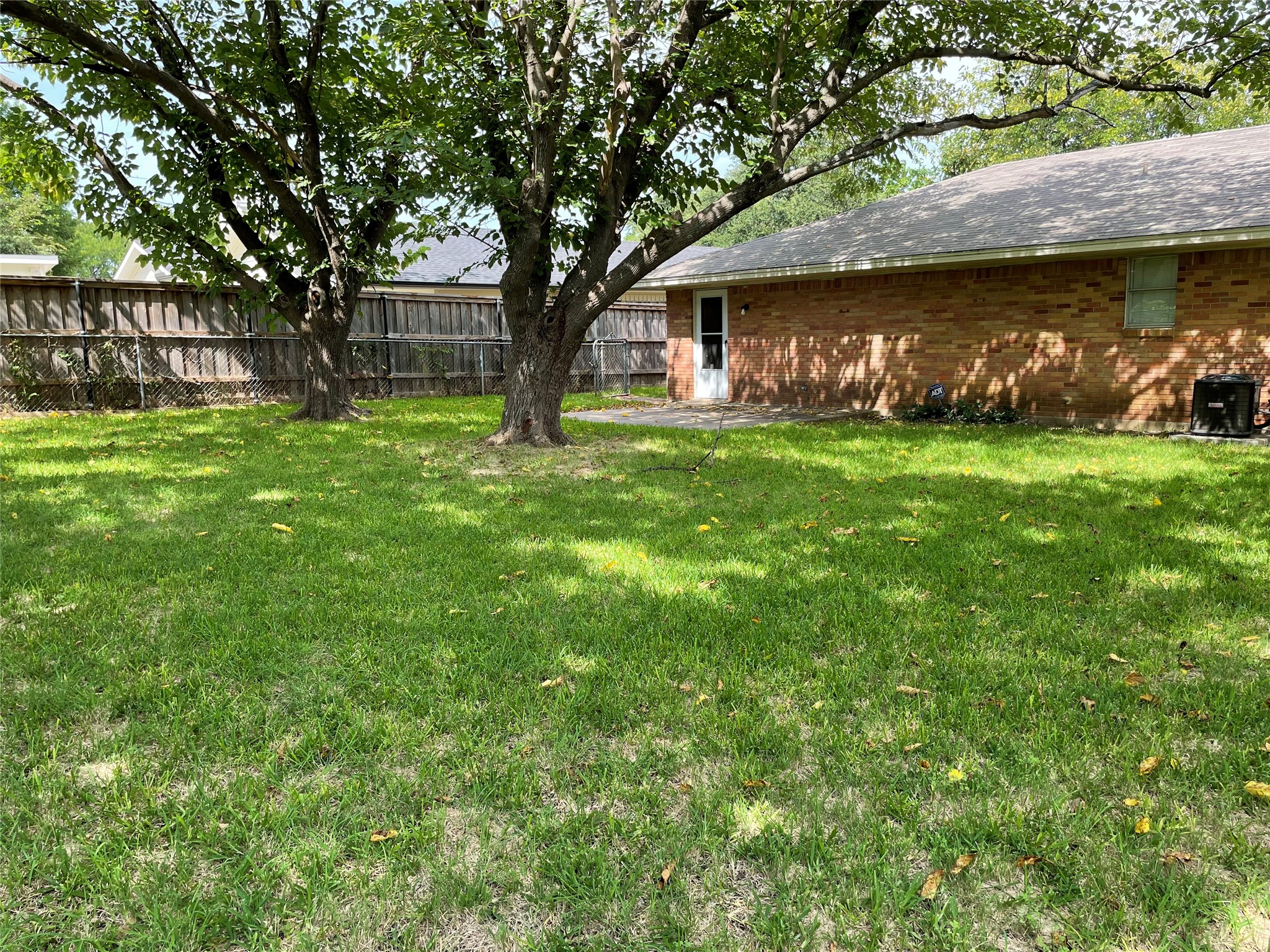 123 Evelyn Street Desoto TX 75115