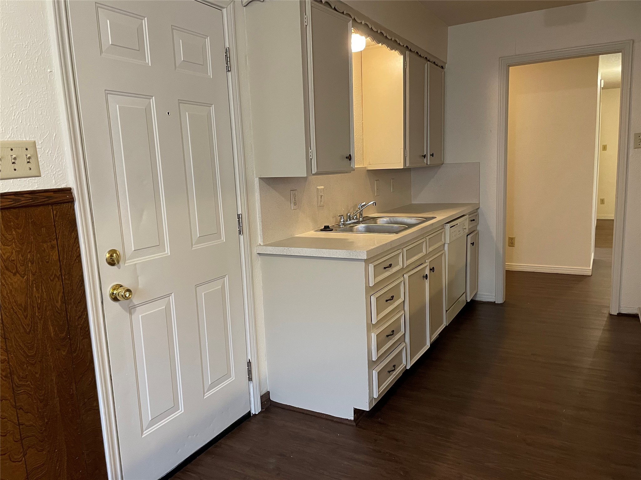 123 Evelyn Street Desoto TX 75115