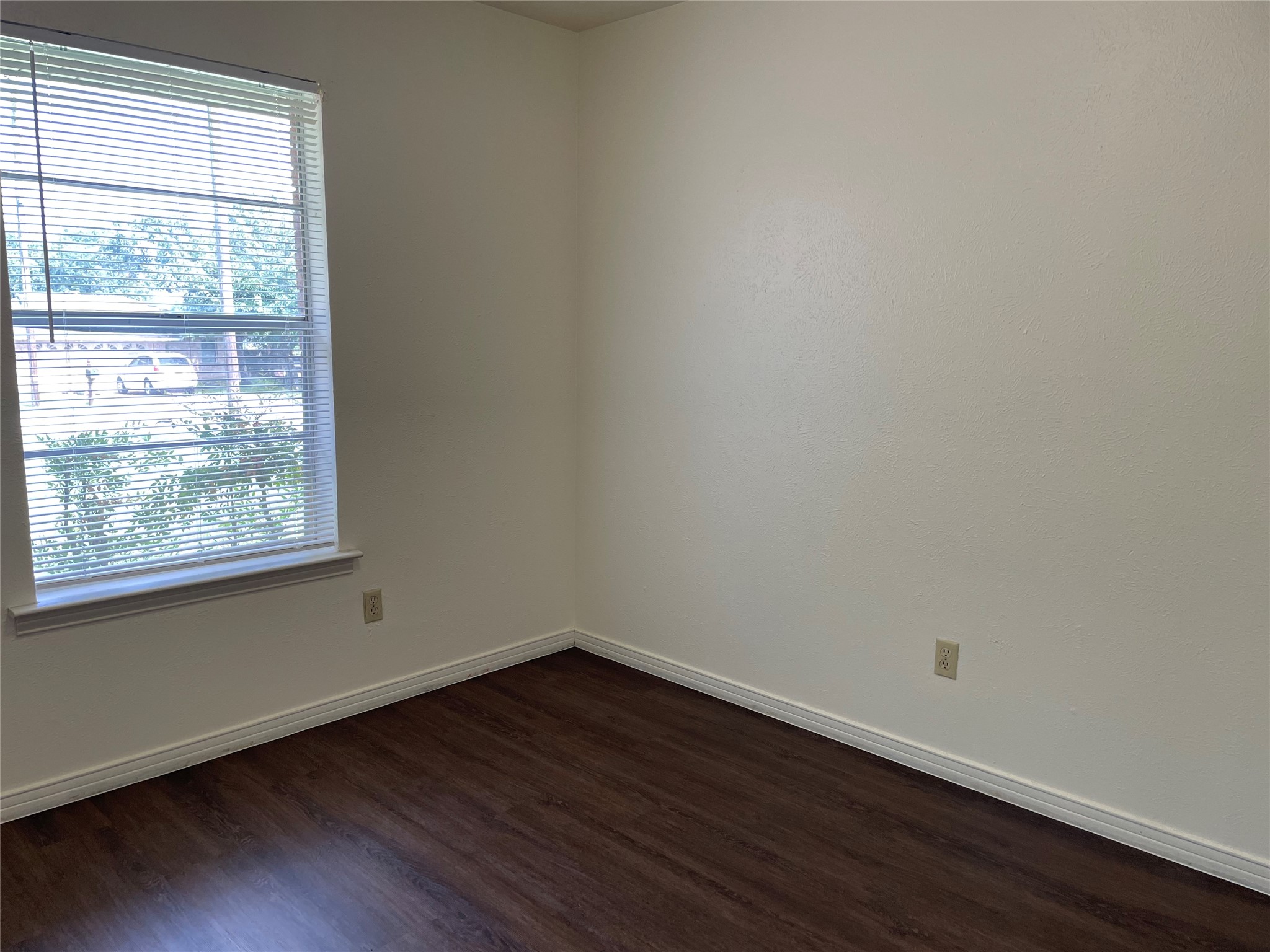 123 Evelyn Street Desoto TX 75115