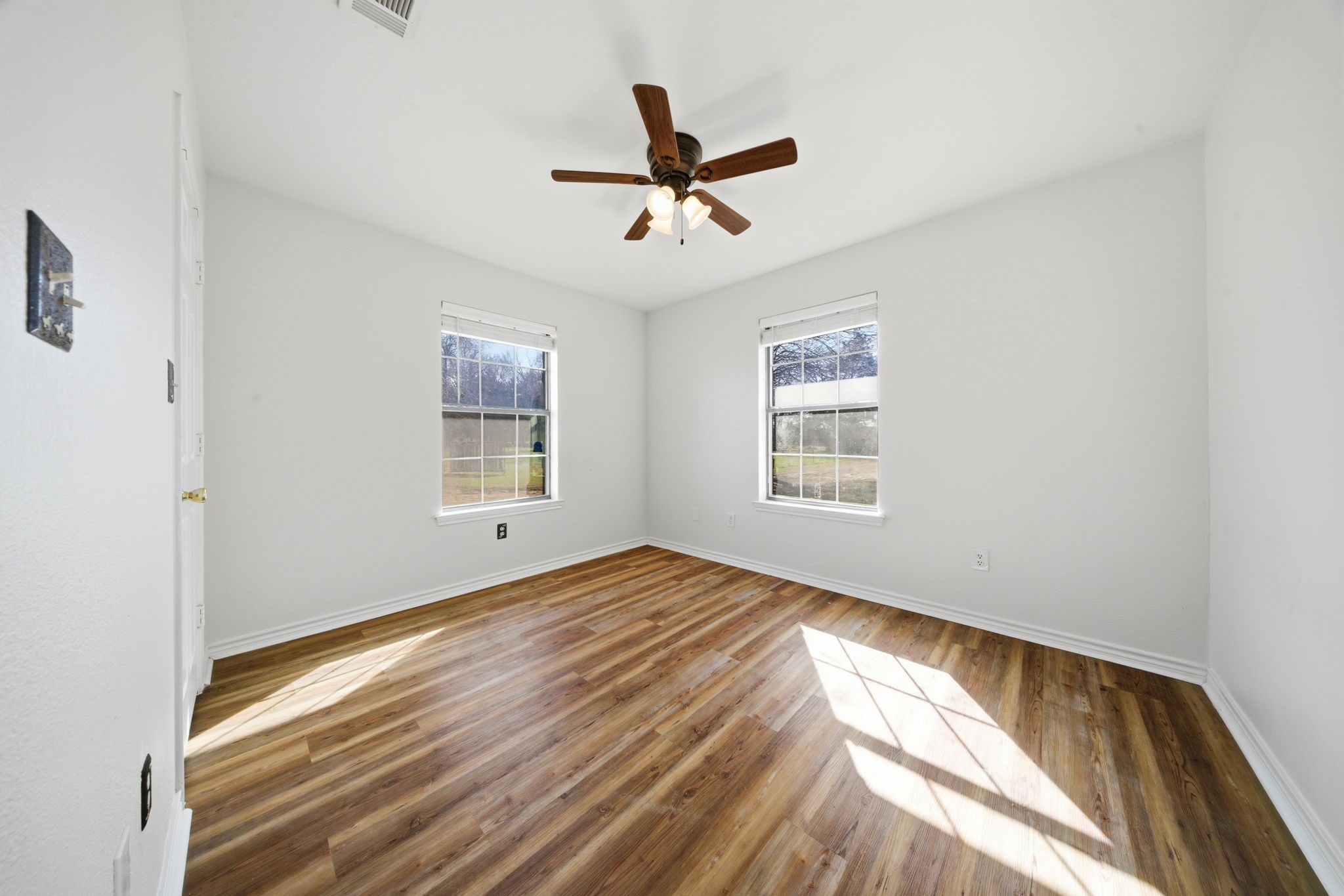 697 County Road 166 Whitesboro TX 76273