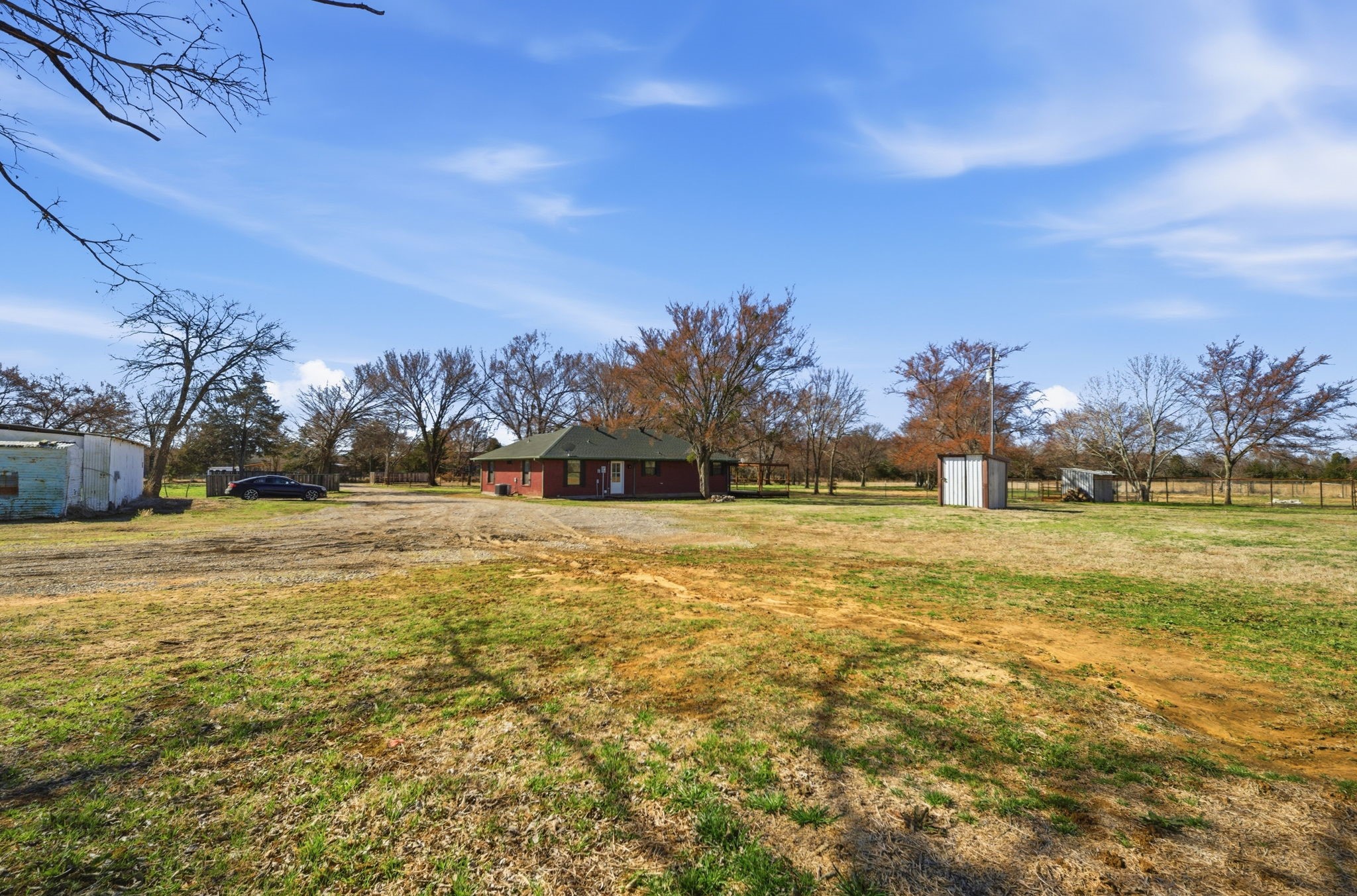 697 County Road 166 Whitesboro TX 76273