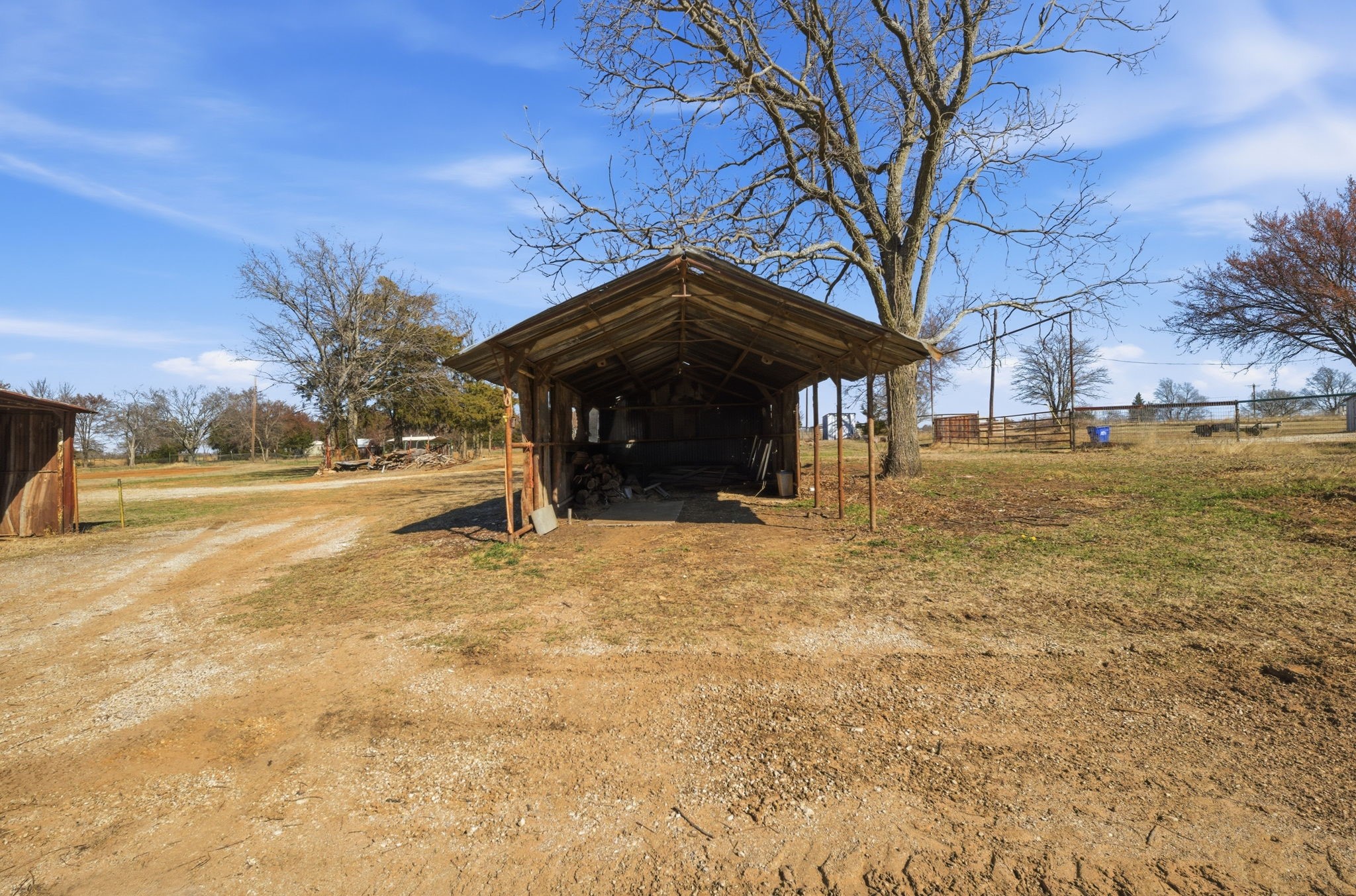 697 County Road 166 Whitesboro TX 76273